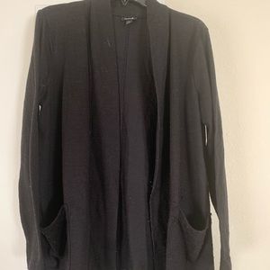 Black cardigan with pockets